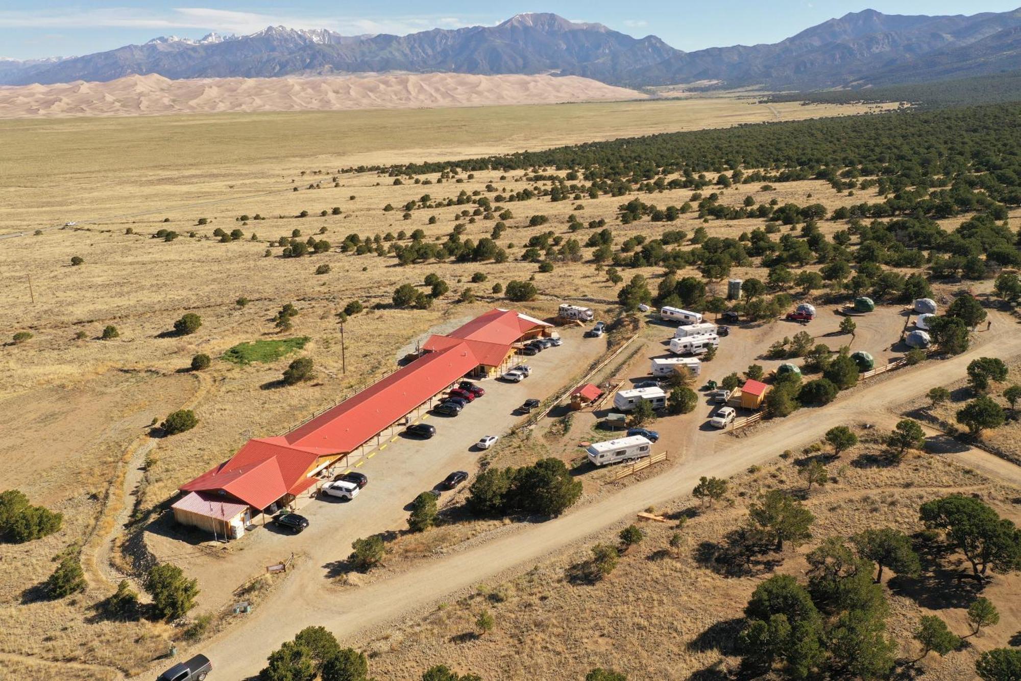 Great Dunes Lodge *